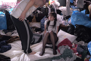 隣人のゴミ部屋で異臭中年おやじにデカ乳揉みじゃくられ乳首びんびん抜かずの連撃中出し52発で孕まされた真面目な新卒OL 羽月乃蒼のサンプル画像6