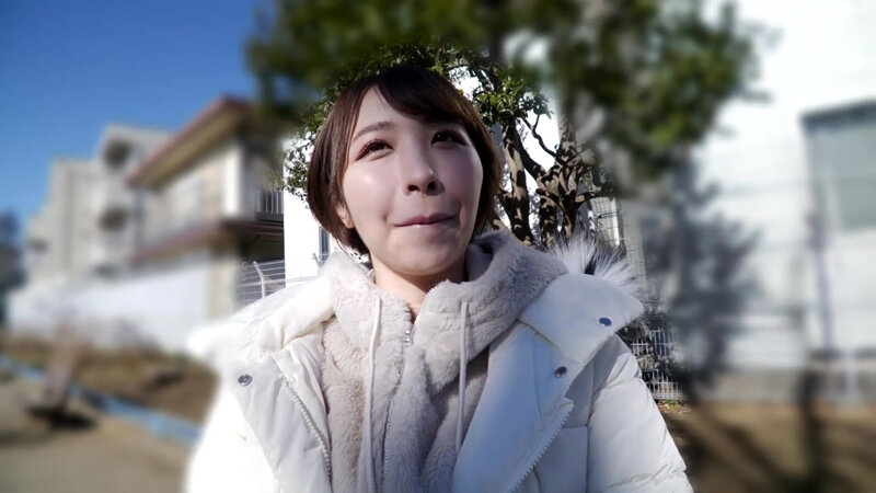 【4K】ヤリマン里帆の本気食い！！ 我慢できずに素人逆ナンSEX 宍戸里帆のサンプル画像2