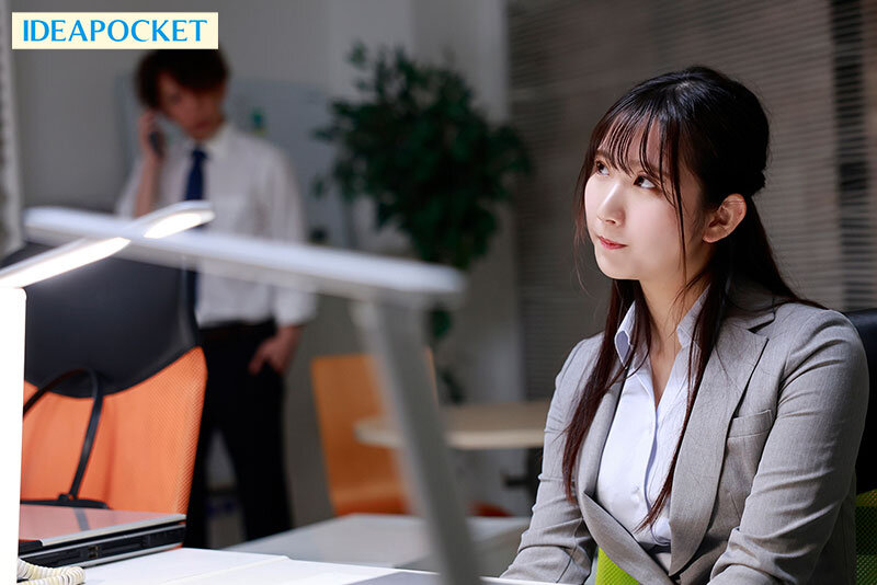 僕の恋人が家で待ってるのに、 終電逃がし後輩女子社員の家に泊まる流れに…ノーパンノーブラ 部屋着に興奮した絶倫のボクは一晩中ヤりまくった。。。 役野満里奈のサンプル画像1